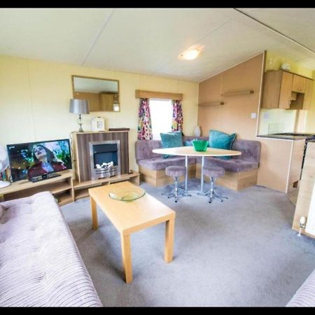 Sbl70 - Camber Sands Holiday Park - Sleeps 8 - Close Swimming Pools And Facilities - Private Parking Exterior foto
