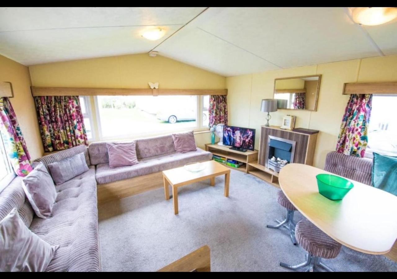 Sbl70 - Camber Sands Holiday Park - Sleeps 8 - Close Swimming Pools And Facilities - Private Parking Exterior foto
